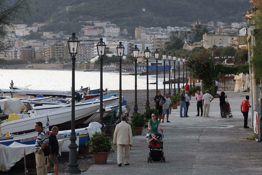 B&B Sul Mare 萨莱诺 外观 照片